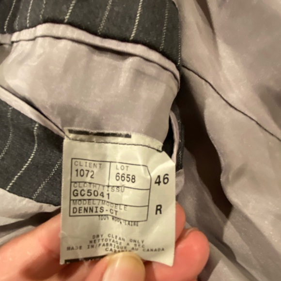 Stonehouse grey pinstripe 3 button suit - Picture 6 of 16